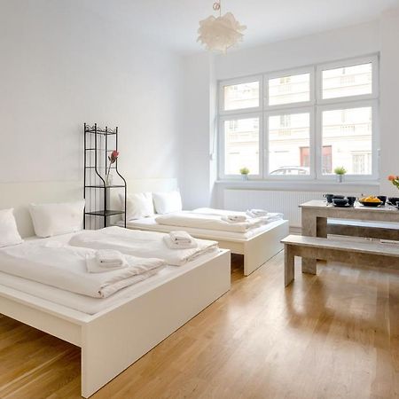 ברלין Newton-Appartement Mit 3 Schlafzimmern מראה חיצוני תמונה