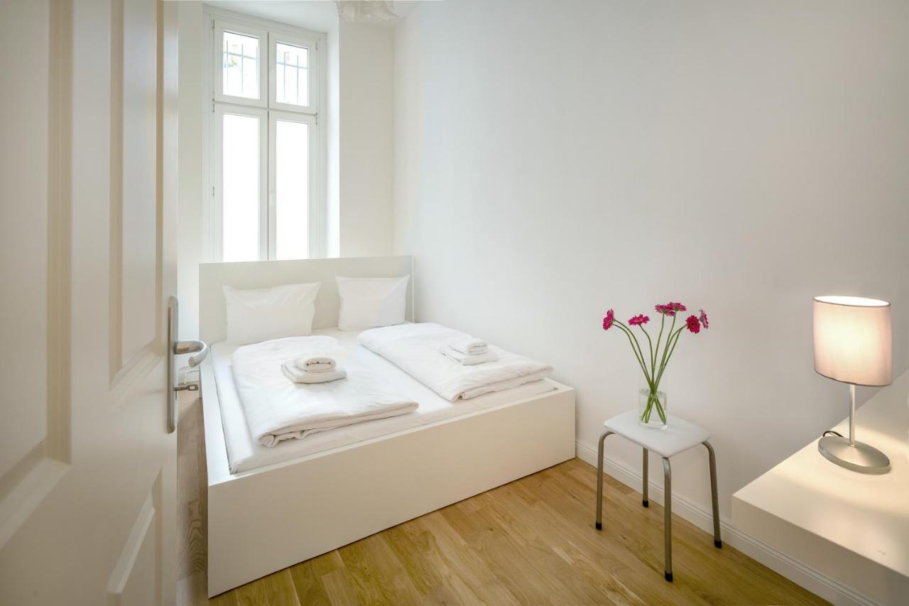 ברלין Newton-Appartement Mit 3 Schlafzimmern מראה חיצוני תמונה